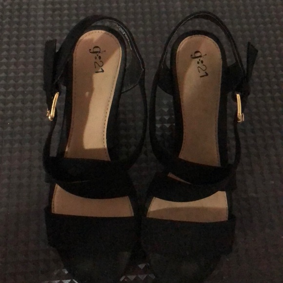 Black wedges - Picture 2 of 3